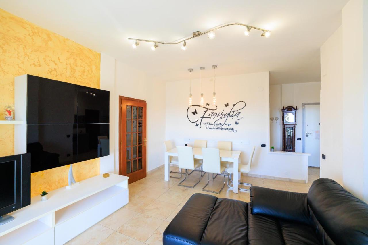 L' Essenziale Apartment Livorno Exterior photo