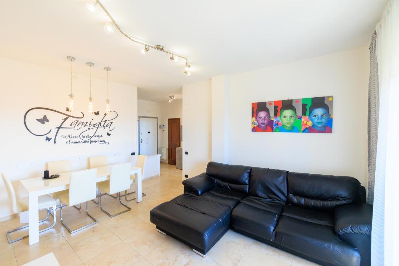 L' Essenziale Apartment Livorno Exterior photo
