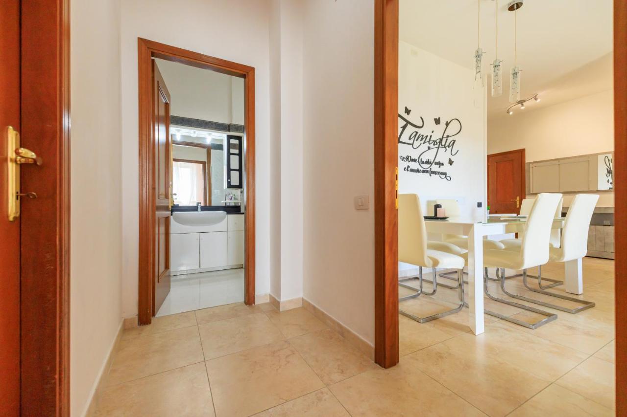L' Essenziale Apartment Livorno Exterior photo