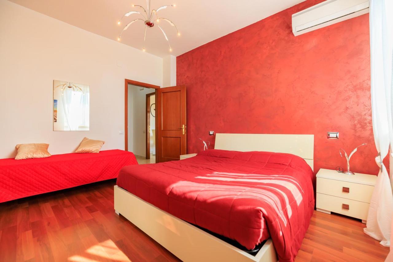 L' Essenziale Apartment Livorno Exterior photo